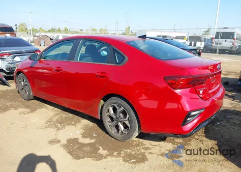 2019 Kia Forte Lxs z USA, uszkodzony, nr VIN 3KPF24AD6KE138665
